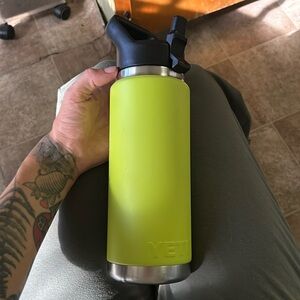 Yeti Rambler with Straw Lid